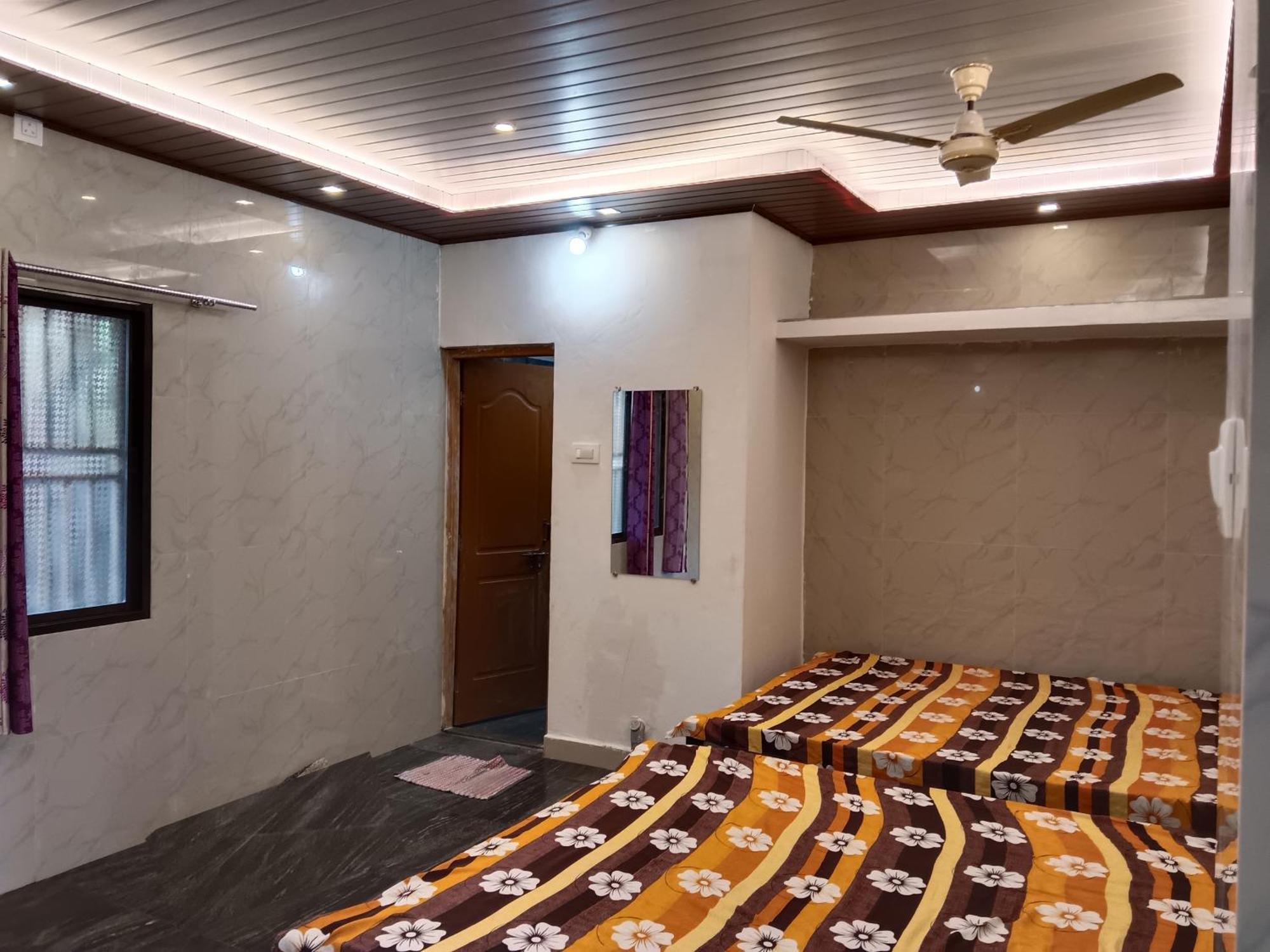 Ssa Home Stay In 2 Minute Waking Beach Gokarna  Exterior photo